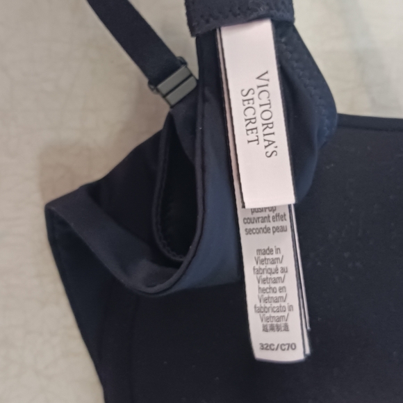 VICTORIA SECRET Black Underwire Bra - Picture 4 of 4